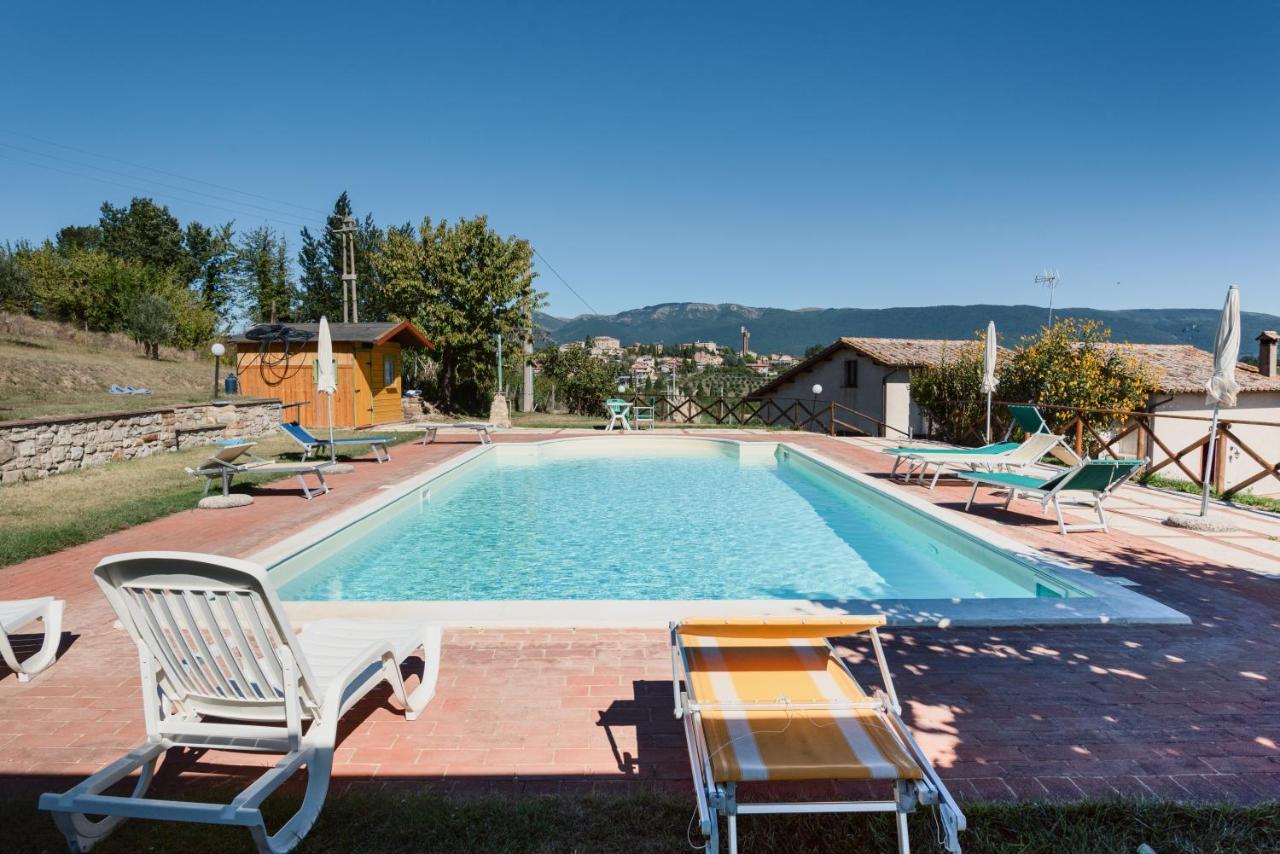 Farm Stay Il Carro Del Colle Collevalenza Exterior foto